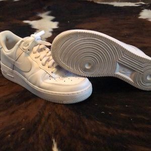 Women’s Airforce one size 9